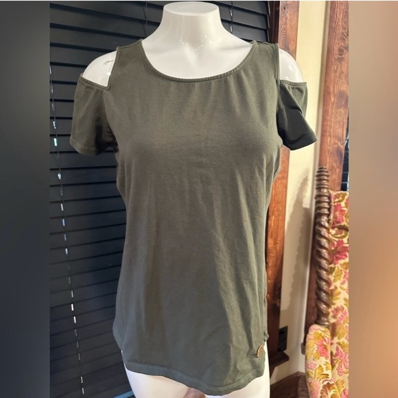 EUC Michael Kors Green Cold Shoulder T-Shirt - Picture 1 of 5